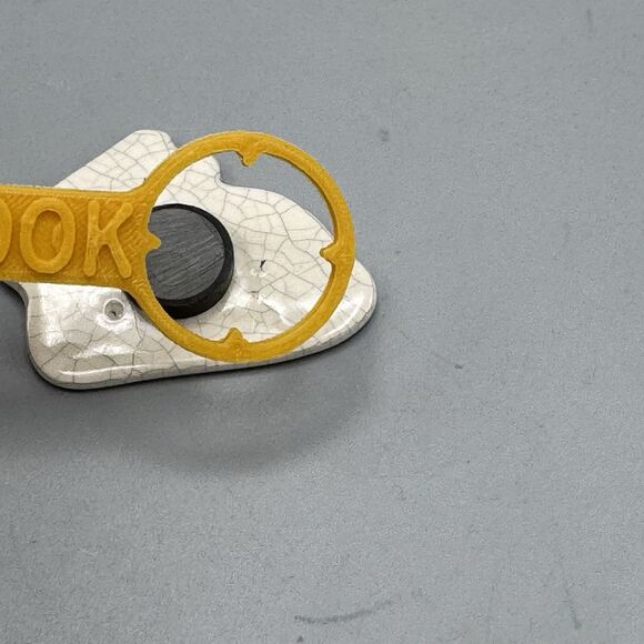 Vtg Dedham Potting Shed Bunny Rabbit Refridgerator Magnet Easter Cottagecore - Picture 5 of 6